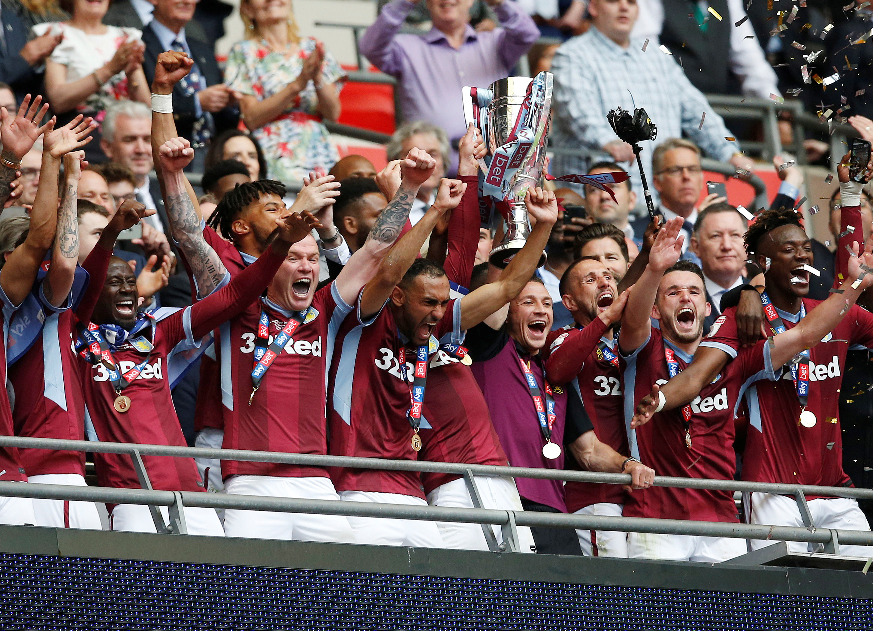 热点数据背 热点数据背