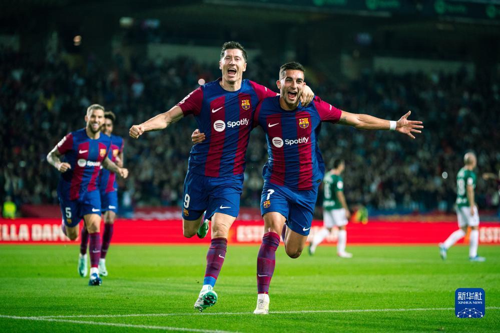 埃弗顿凭借 埃弗顿凭借