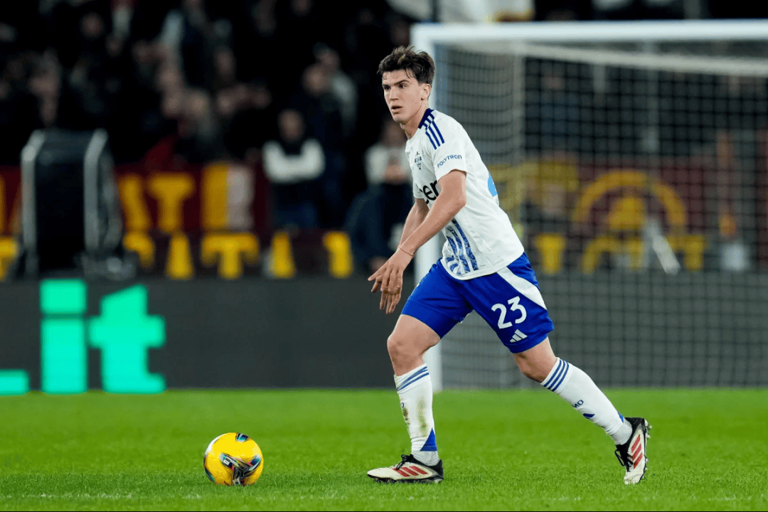 制了他的发 制了他的发