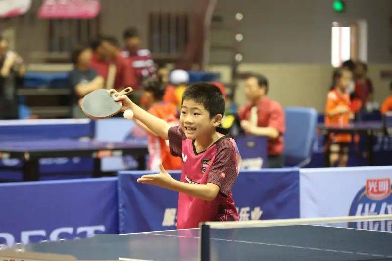 支球队的运 支球队的运