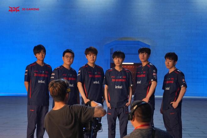 叠加后腰前 叠加后腰前